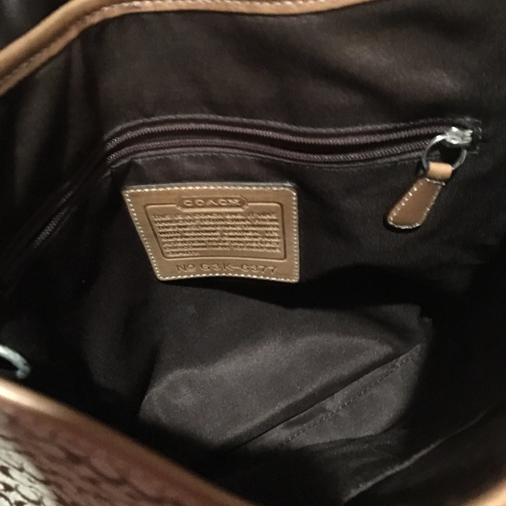Authentic Coach Handbag - Picture 3 of 4